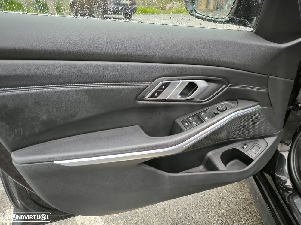 BMW 320 e Line Sport Auto - 9