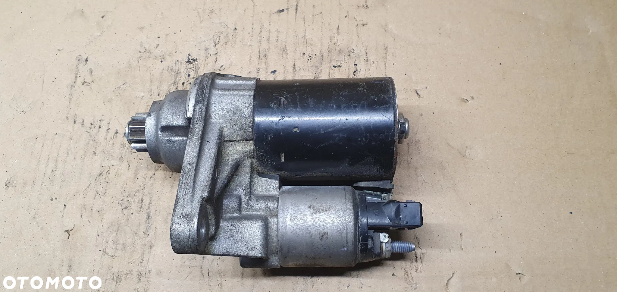 Rozrusznik starter silnika VW Polo 9N 1.2 02T911023G - 4