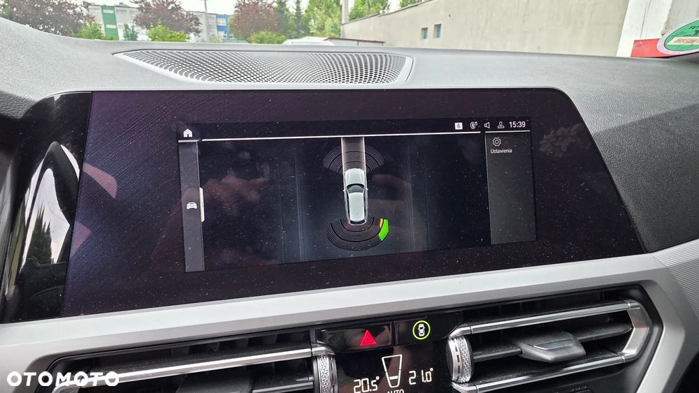 BMW Seria 3 318d - 12