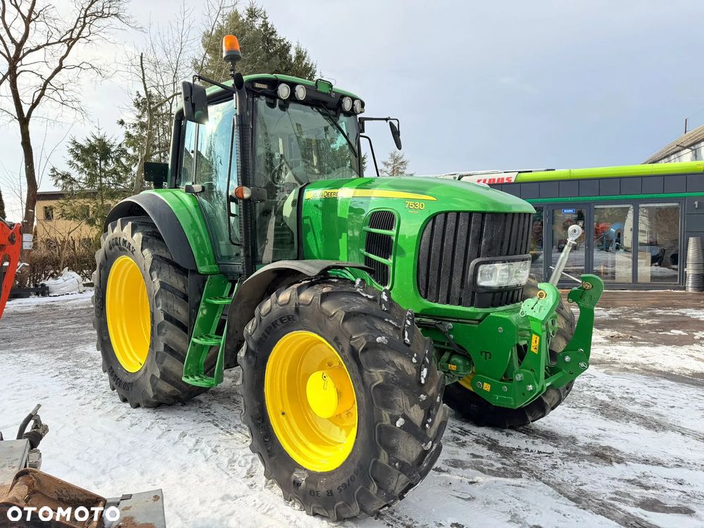 John Deere 7530 Premium - 8