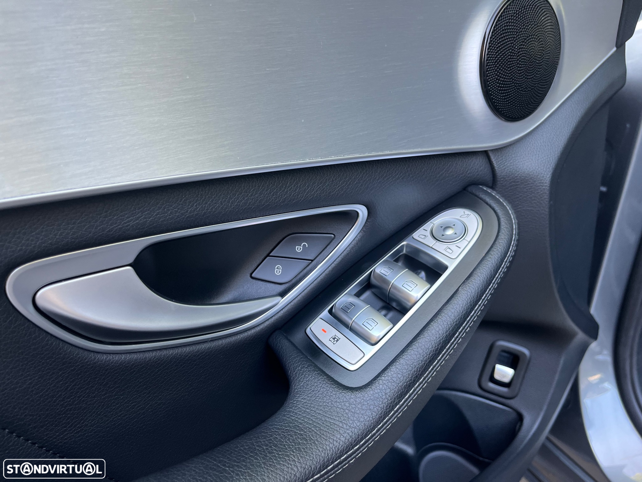 Mercedes-Benz C 220 d AMG Line - 36