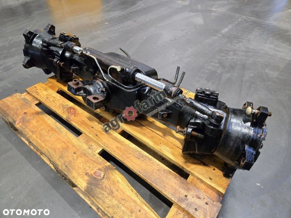 Przedni most Massey Ferguson 3225 - 3