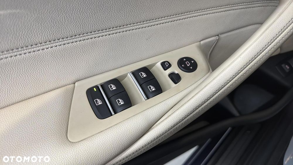 BMW Seria 5 520i mHEV sport - 30