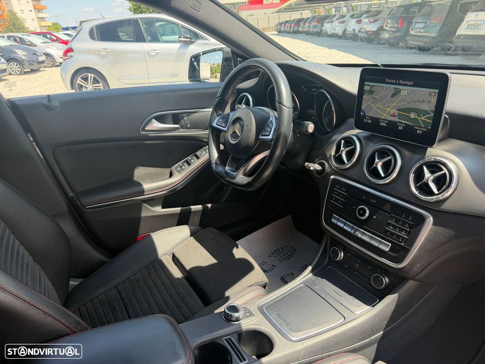 Mercedes-Benz CLA 200 d AMG Line Aut. — fotografia 10