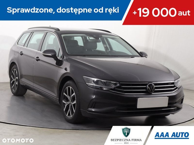 Volkswagen Passat Variant - 2