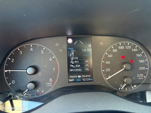Toyota Yaris 1.0 VVT-i Comfort Plus - 2