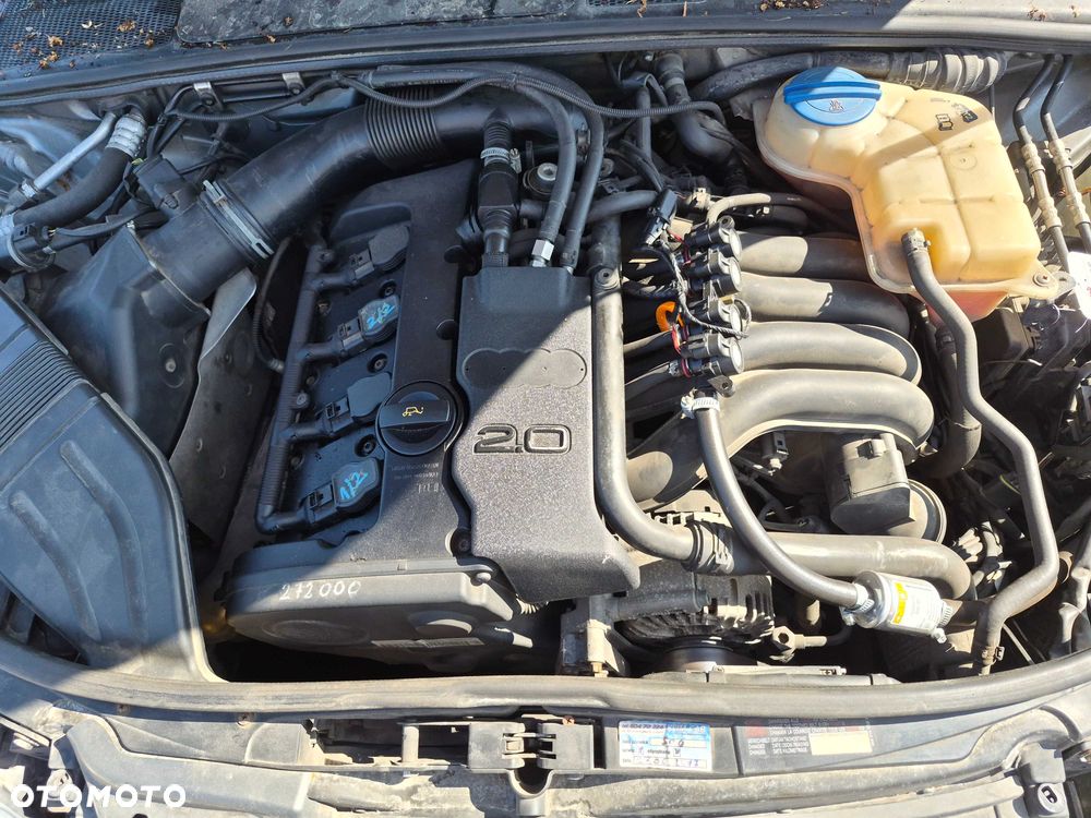 Audi A4 Limousine - 6