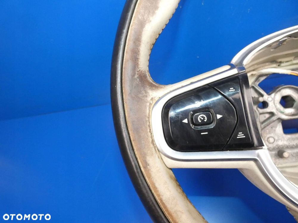 VOLVO XC90 II V90 XC60 S60 III KIEROWNICA FUNKCYJNA PRZYCISKI - 4