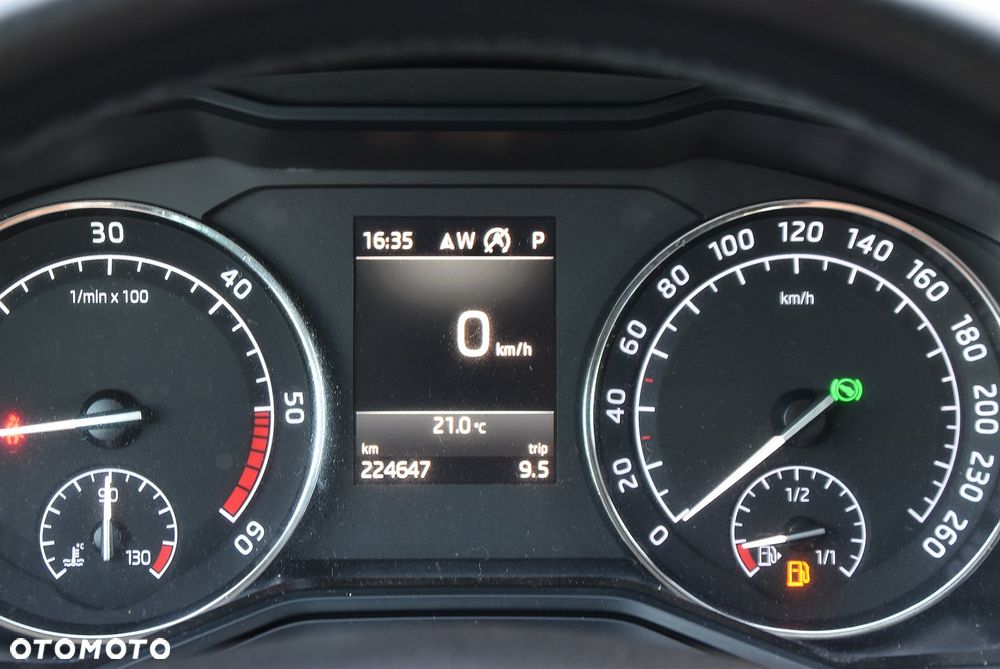 Skoda Superb - 27