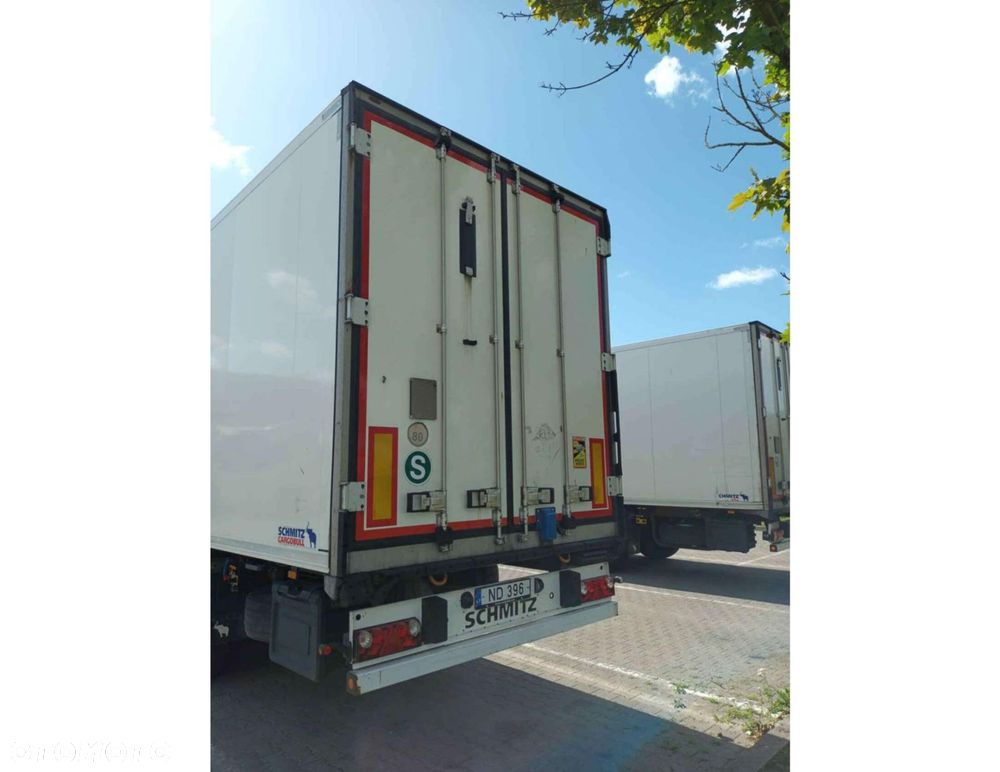 Schmitz Cargobull SKO FP 60 ThermoKing SLXi 300 - 3