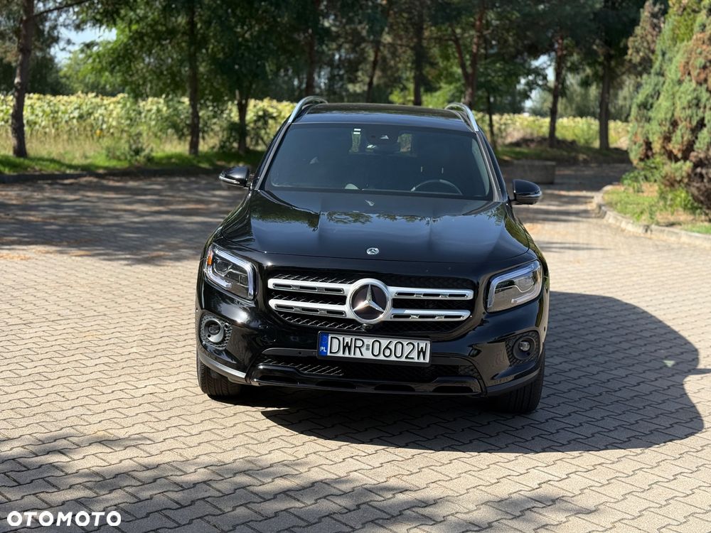 Mercedes-Benz GLB - 4