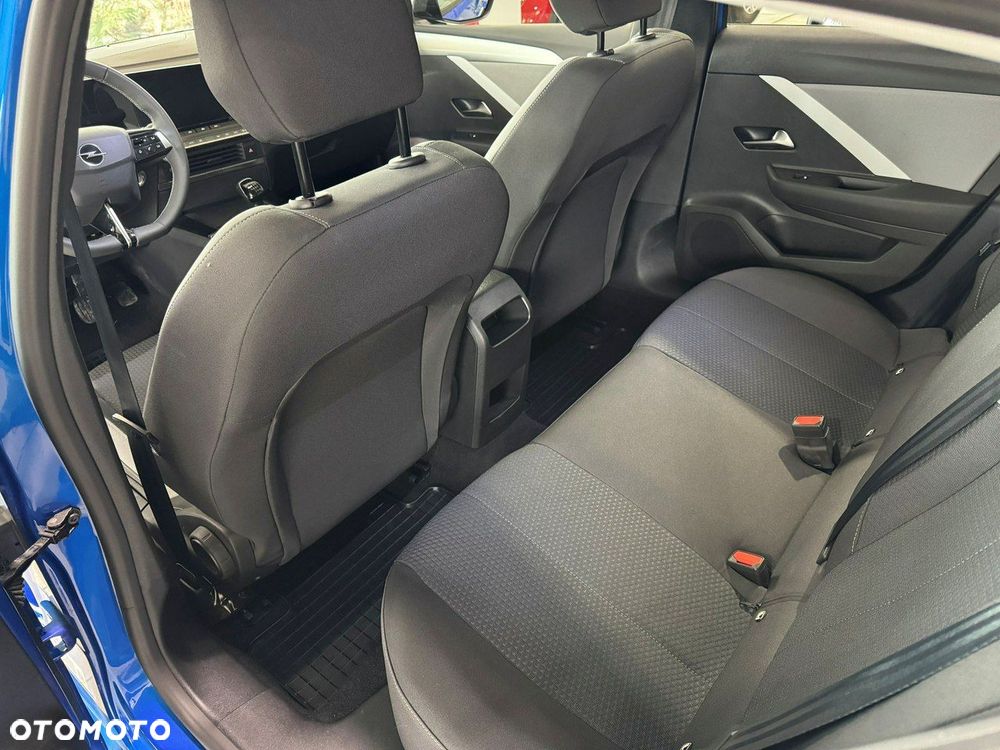 Opel Astra 1.2 T Edition S&S - 34