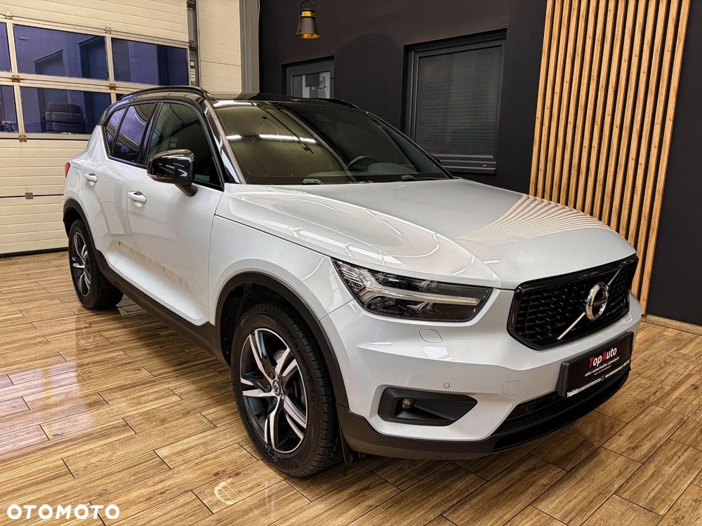 Volvo XC 40 D3 SCR R-Design - 4