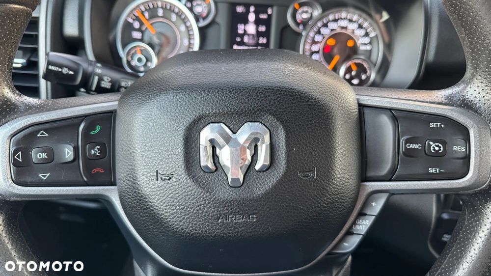 Dodge RAM - 25