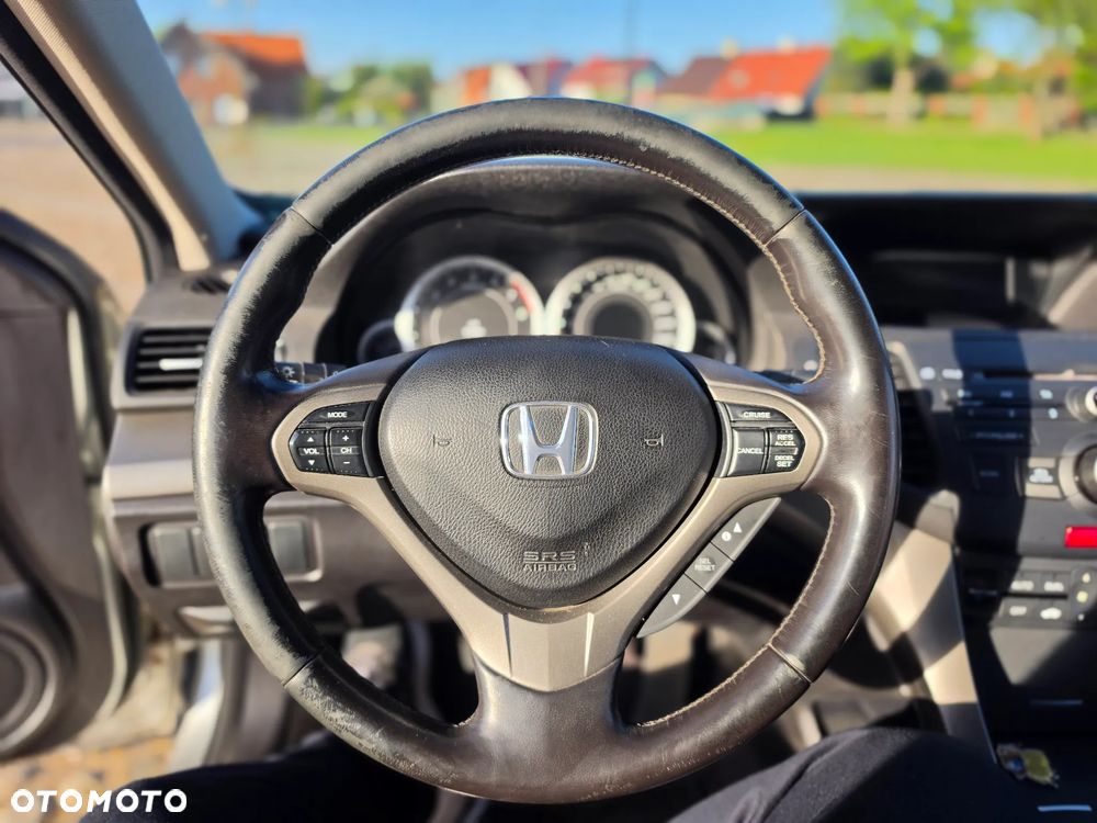 Honda Accord 2.0 Elegance - 16