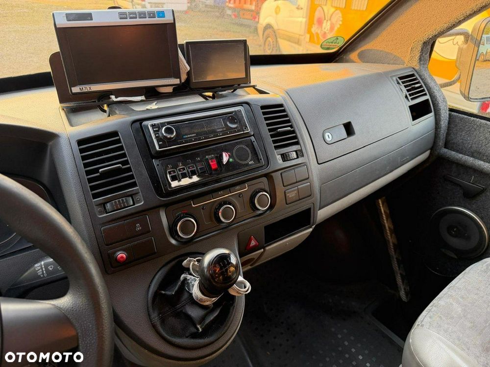 Volkswagen Transporter - 10