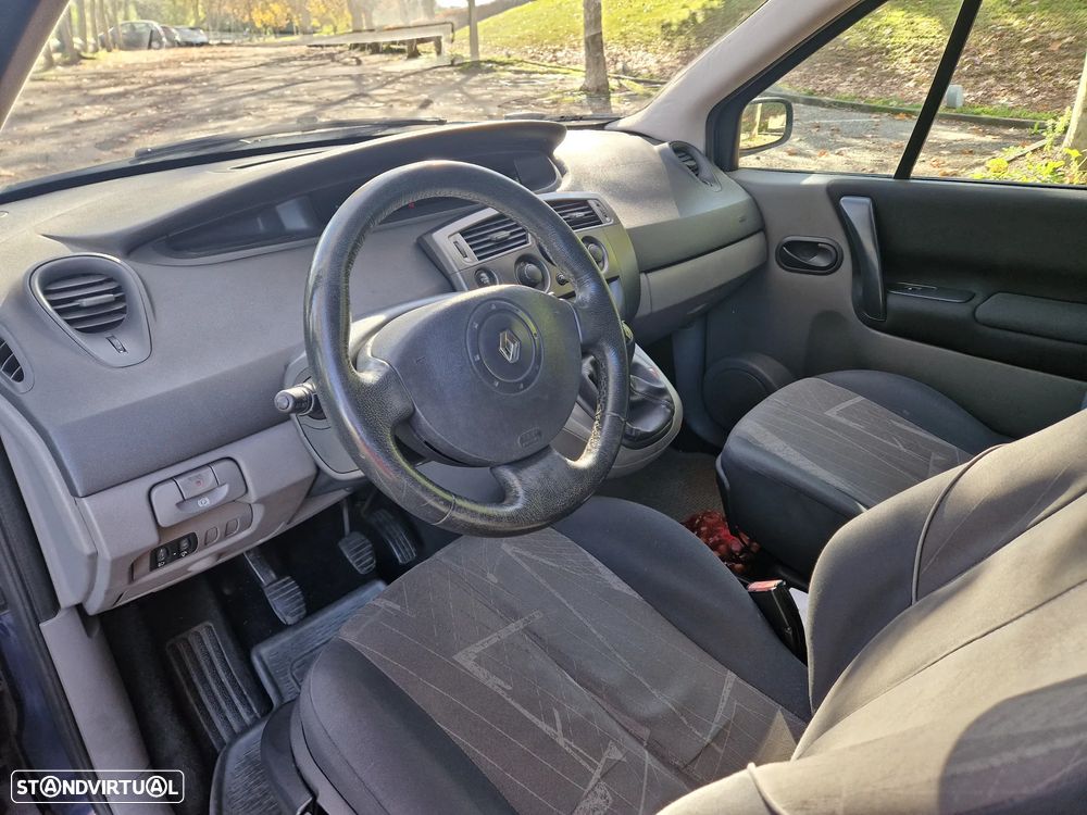 Renault Scénic 1.5 dCi Confort - 4