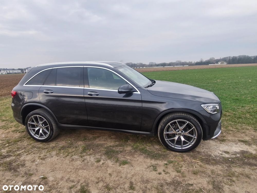 Mercedes-Benz GLC 300 4Matic 9G-TRONIC - 5