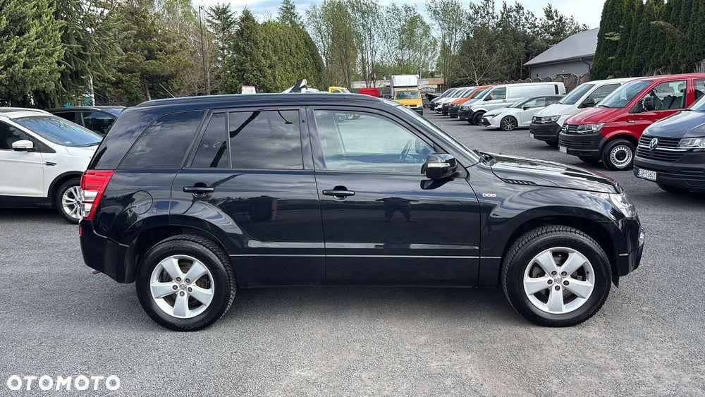 Suzuki Grand Vitara 1.9 DDiS Comfort DPF - 2