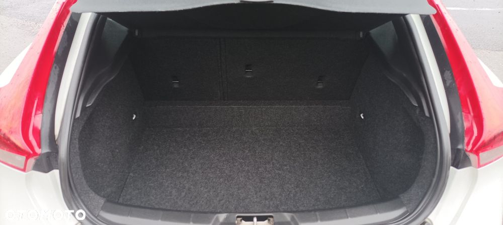 Volvo V40 D2 Drive-E Kinetic - 5