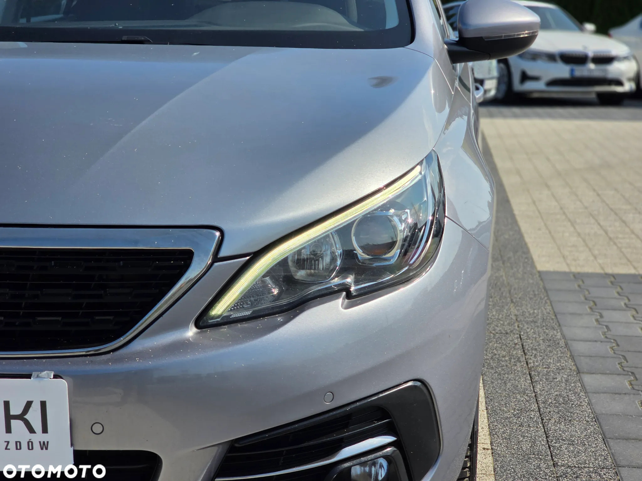 Peugeot 308 SW 1.5 BlueHDi Allure S&S - 24