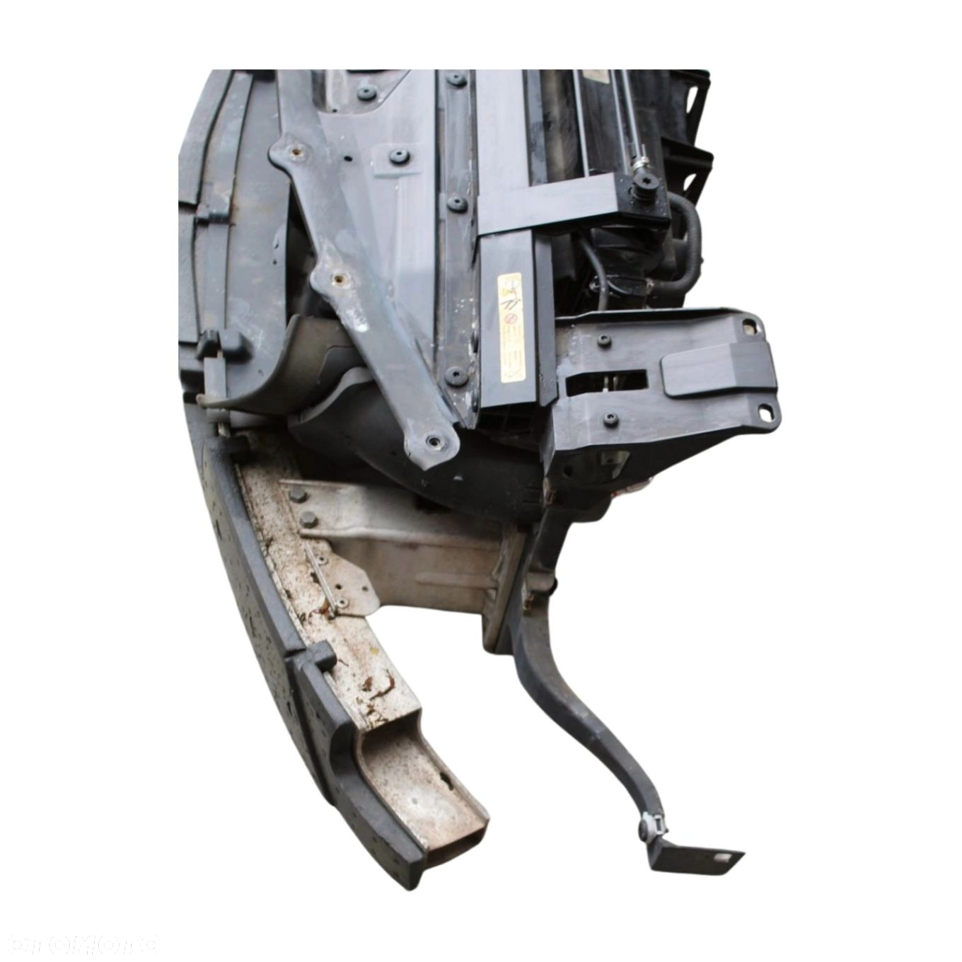 PAS PRZEDNI WZMOCNIENIE CHŁODNICE BMW E63 N62B48 4.8 V8 - 6