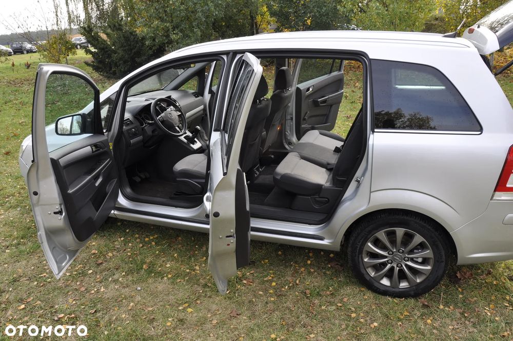 Opel Zafira 1.8 Active - 14