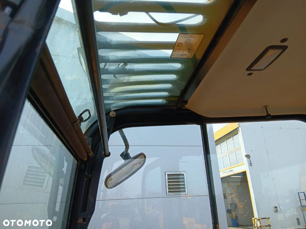 JCB JCB 86C-2 - 15