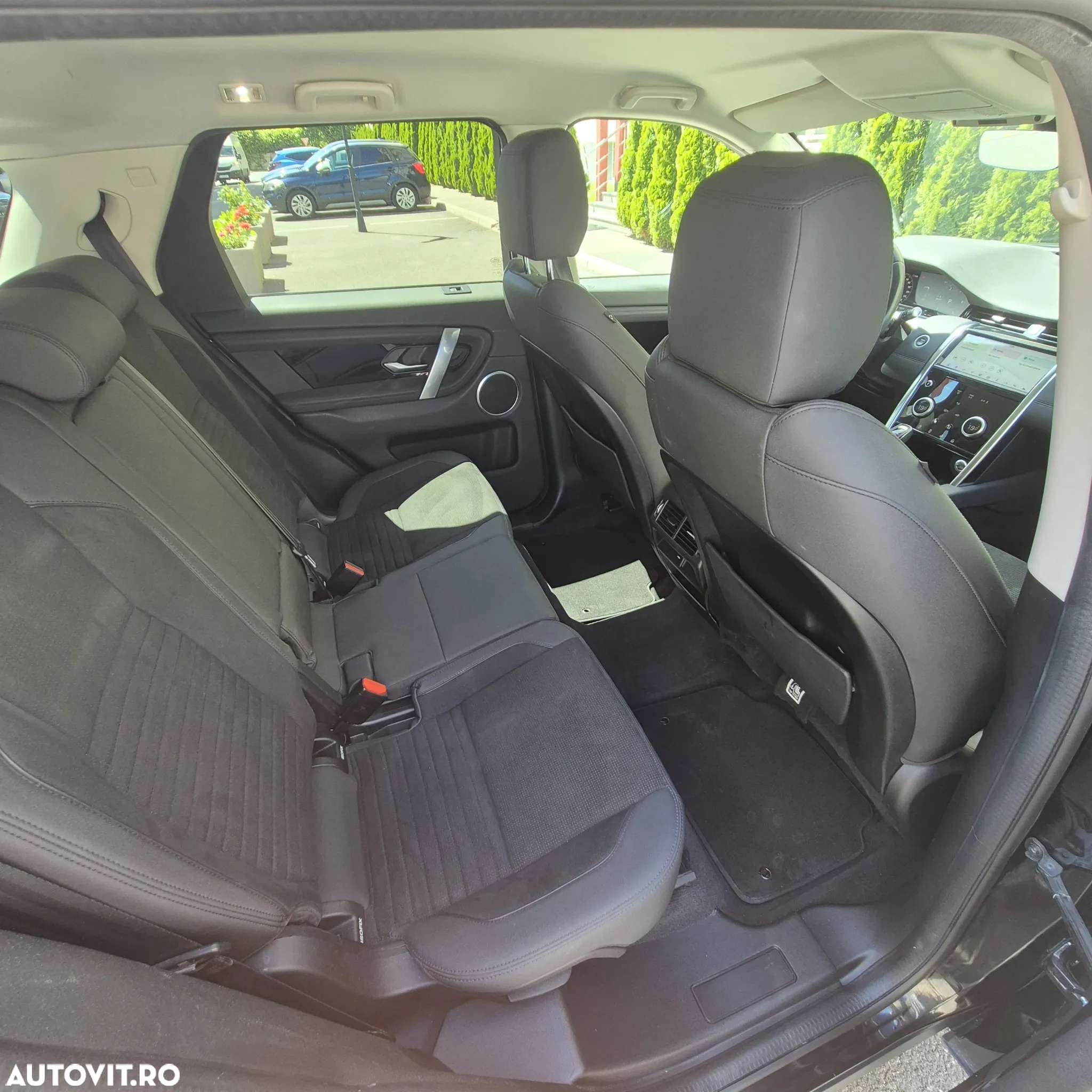 Land Rover Discovery Sport 2.0 D180 R-Dynamic MHEV - 11
