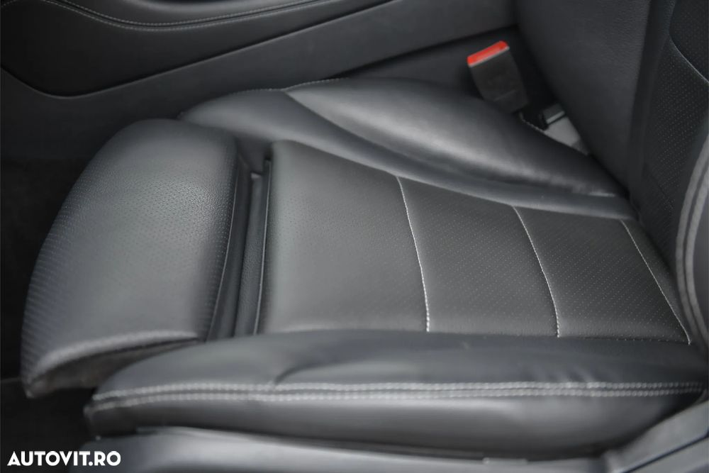 Mercedes-Benz GLC - 22