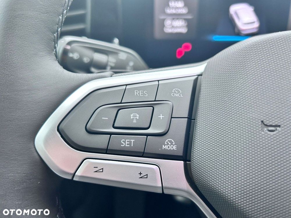 Volkswagen Passat - 20