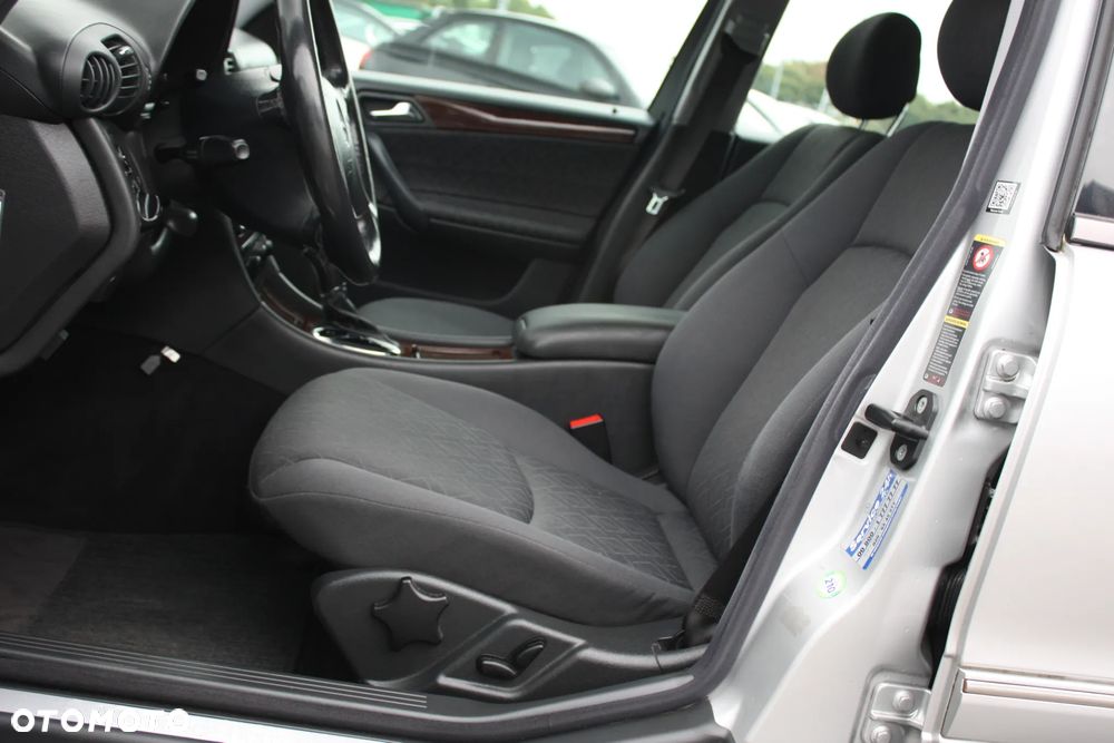 Mercedes-Benz Klasa C 180 Kompressor Automatik Elegance - 8