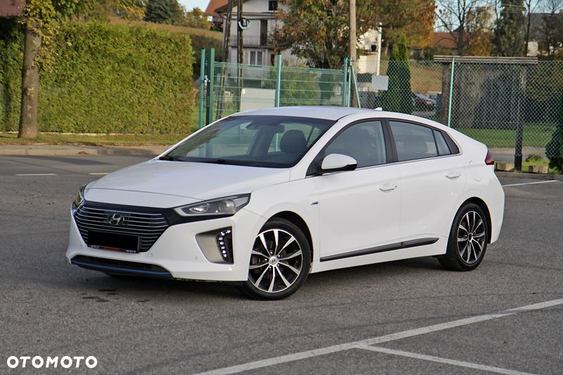 Hyundai IONIQ 1.6 GDI Premium - 1