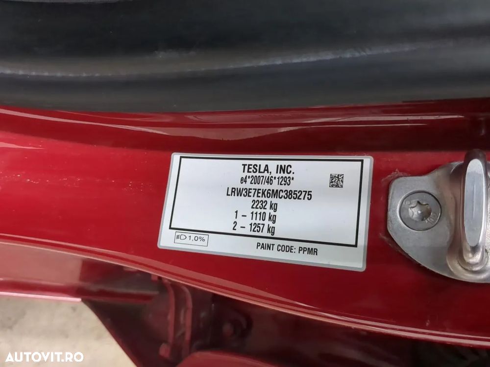 Tesla Model 3 Langstreckenbatterie Allradantrieb Dual Motor - 26