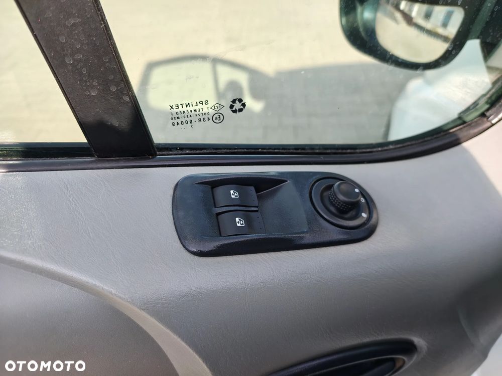 Opel VIVARO L2H1 2.0 CDTI 115KM - 18