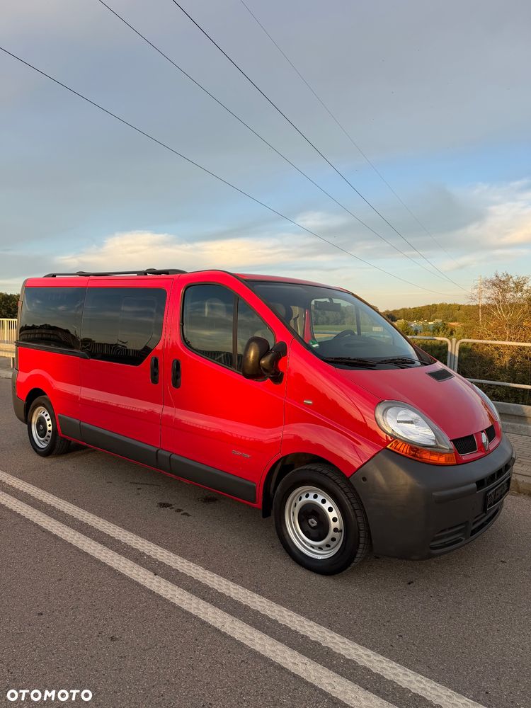 Renault Trafic - 25