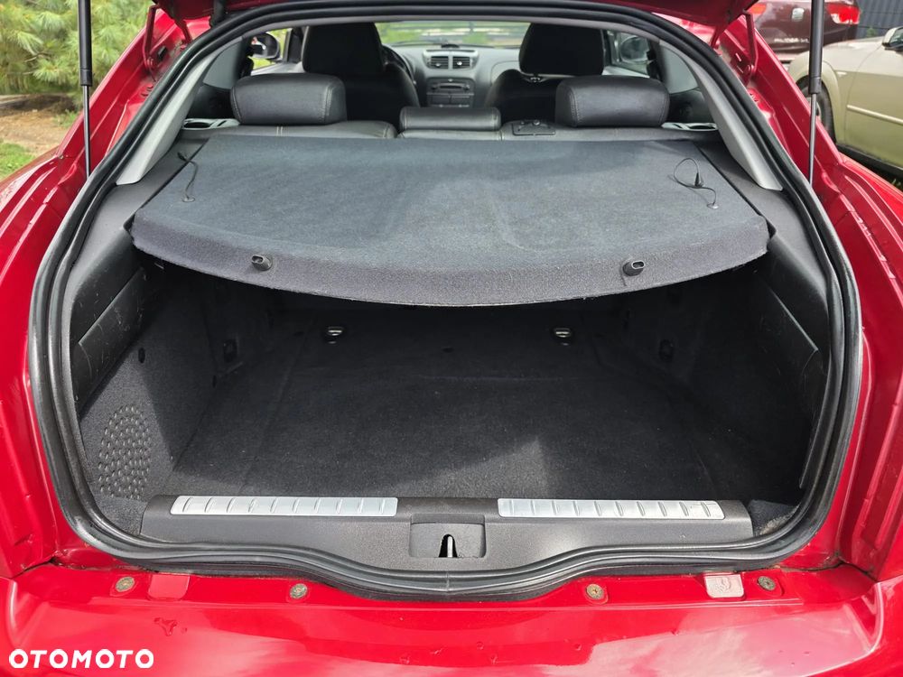 Alfa Romeo GT 1.9 JTD M-Jet Sportiva - 13