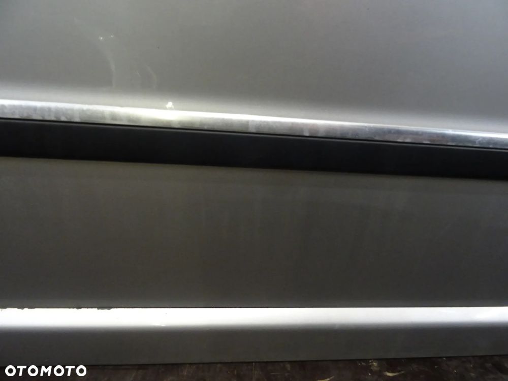 SKODA SUPERB I 01-05 2.8 V6 DRZWI LEWY TYŁ LEWE TYLNE - 10