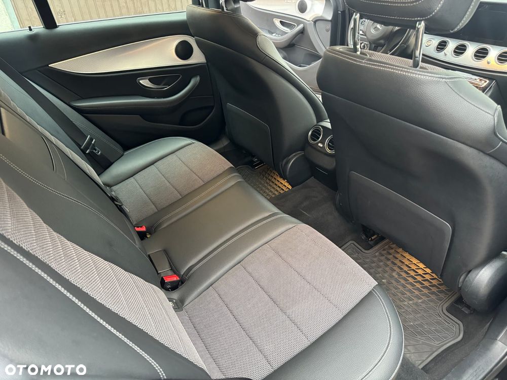 Mercedes-Benz Klasa E 220 d 4Matic All-Terrain 9G-TRONIC Avantgarde - 21