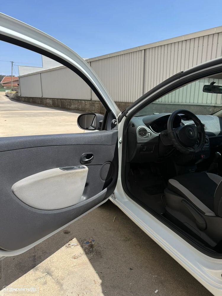 Renault Clio 1.5 dCi Confort - 7