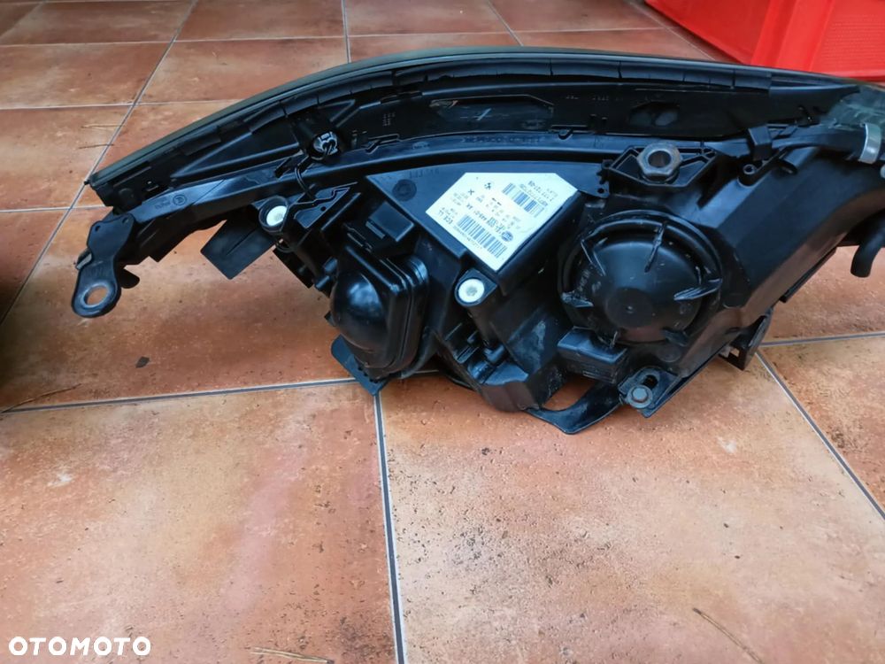 Lampa lampy przód przednie BMW E60 E61 Lift LCI lewa prawa 7177727 7177728 - 6