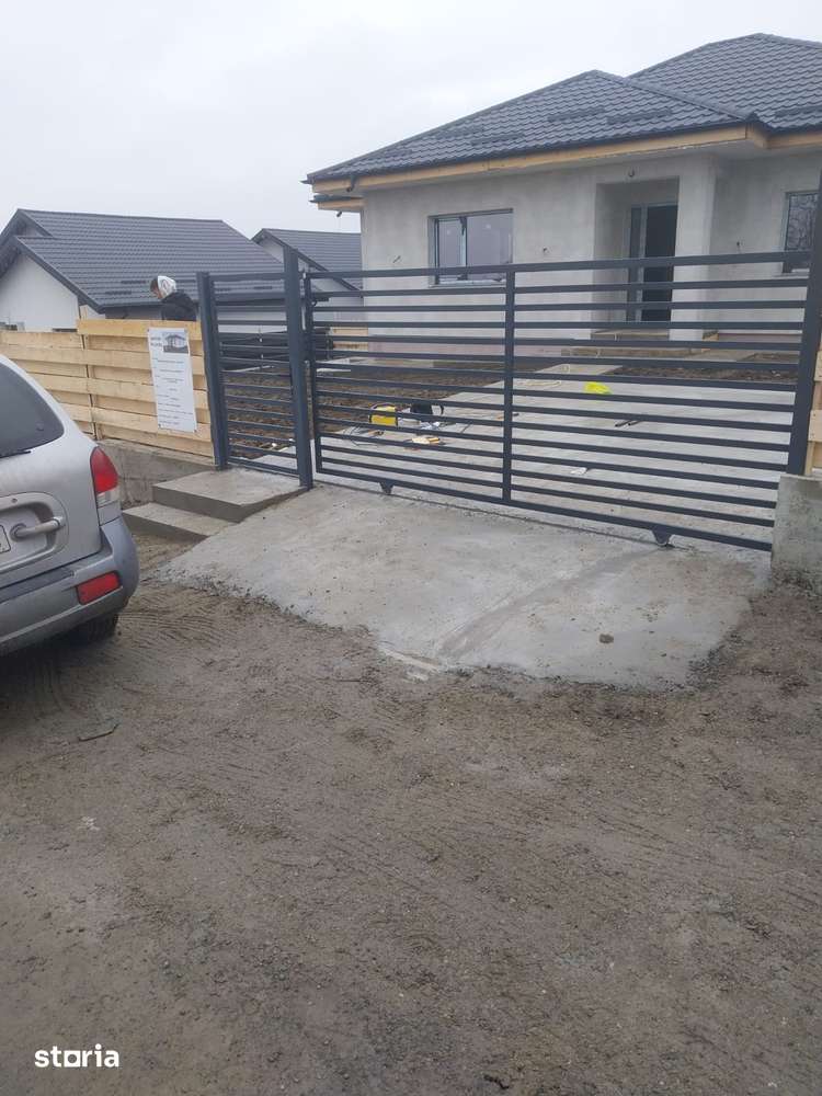 Casa de vanzare - Dumesti - Imagine principală: 2/12