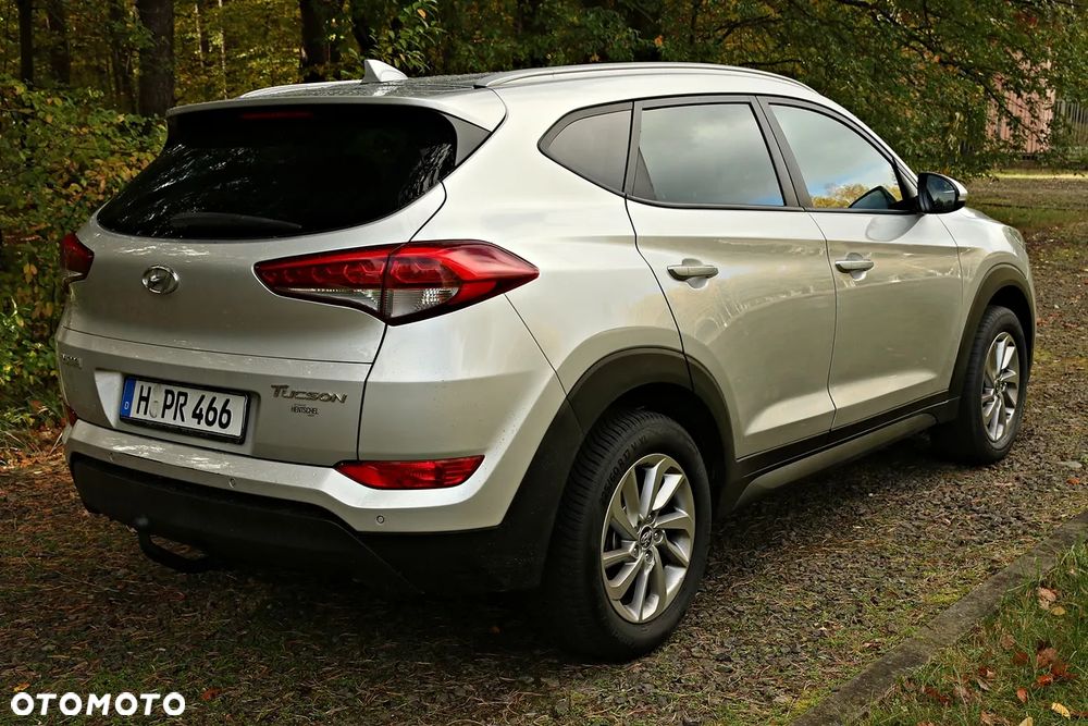 Hyundai Tucson 1.7 CRDI BlueDrive GO 2WD - 22