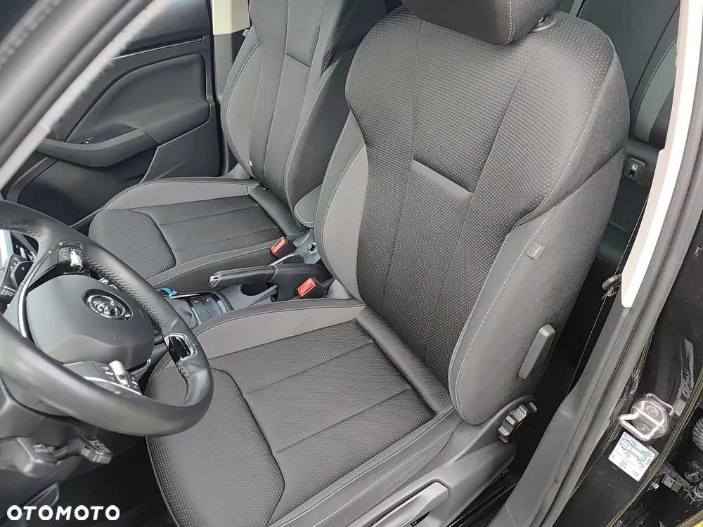 Skoda Kamiq 1.0 TSI DSG Ambition - 21