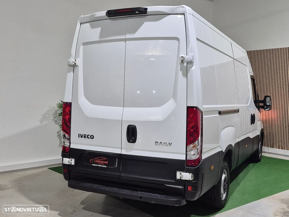 Iveco Daily 2.3 - 2022 | GARANTIA | NACIONAL - 12m3 - 156CV - 5