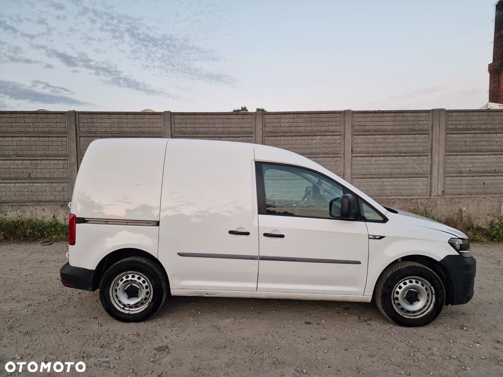Volkswagen Caddy - 4
