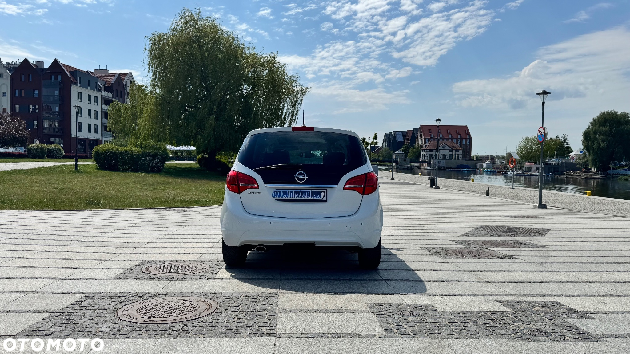 Opel Meriva 1.4 T Cosmo - 4
