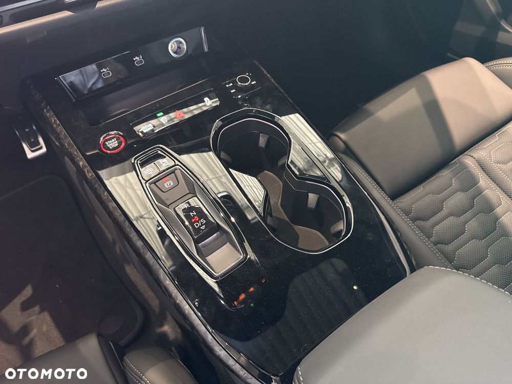 Audi RS5 Avant - 16