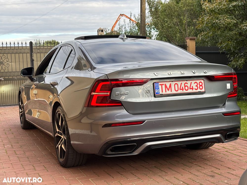 Volvo S60 T8 Recharge AWD Polestar Engineered - 4