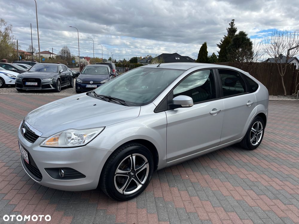 Ford Focus 1.6 Ti-VCT Trend + - 9